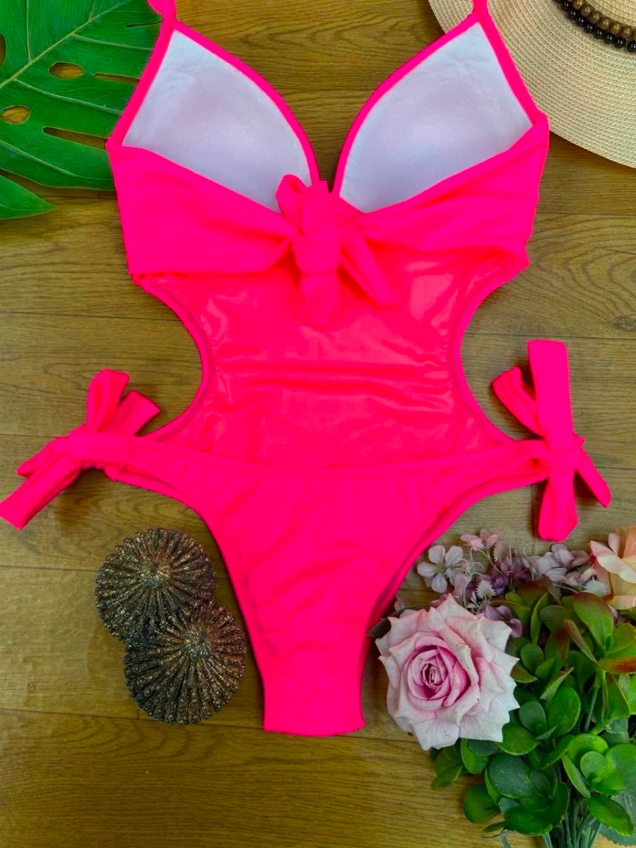 Luminno's Hand-Embroidered Luxury Swimsuit - Pink